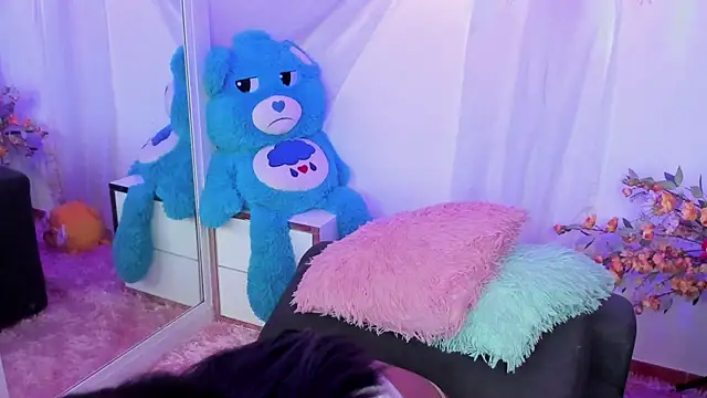 angel_belll - Angel_Belll's free webcam - UK Sex Cams