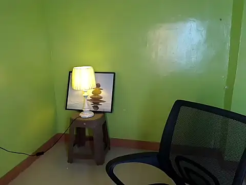 tscyra_foxxx - TsCyra_foxxx's free webcam - UK Sex Cams