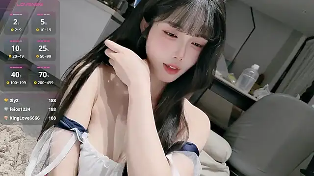 美女sansan-666在线直播