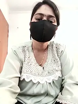 Webcam Model (Magical_Girl-)  is live.Free join now!