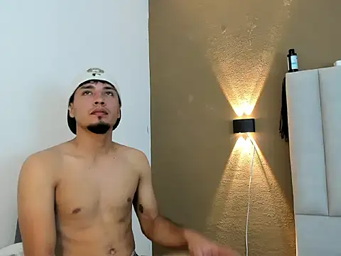 noah_smith01 (M young) - masturbation until a lot of milk comes o