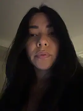 petitlumiere - PetitLumiere's free webcam - UK Sex Cams