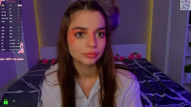 LauraHansil's Live XXX Chat