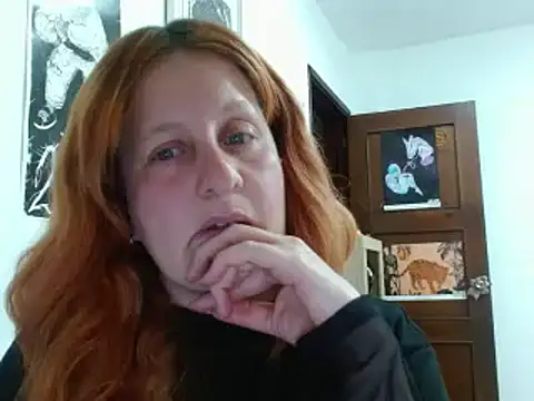 ViioletaMora live sex cam