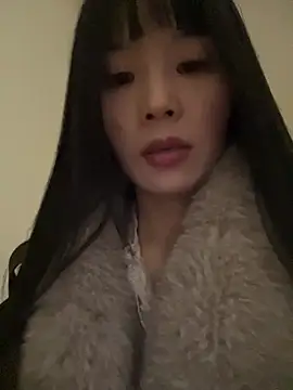 美女petoys在线直播