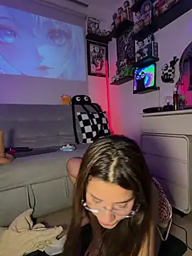 Webcam Model (crystal_bunny7)  is live.Free join now!