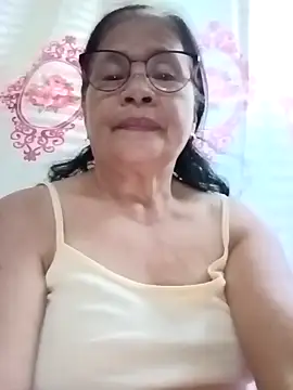 Webcam Model (Sweet-Lita50)  is live.Free join now!