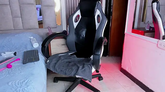 rossyalvarez - RossyAlvarez's free webcam