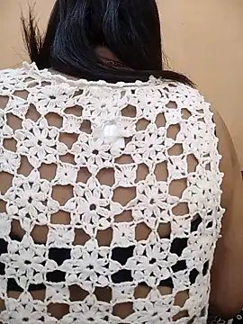 Webcam Model (meenu_bhabhi547)  is live.Free join now!