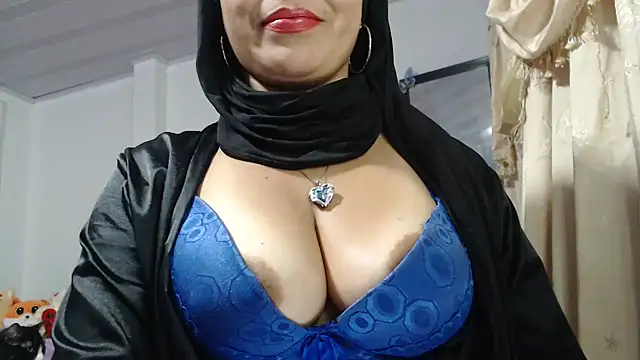 nadia__abaud (F milf) - PLAY MY HAIR PUSSY+SHOW CUM🥵