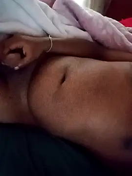 smashing1990 (Ask my age) - Help me pay my fees and rent