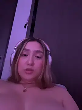 morainfire - MoraInFire's free webcam - UK Sex Cams