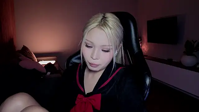 rileymee - RileyMee's free webcam