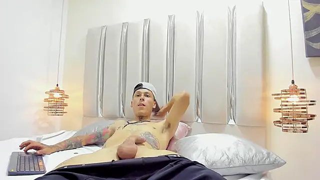 ethan_wolfe - Ethan_Wolfe's free webcam