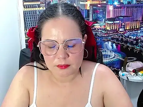 tila_nastyy - Tila_nastyy's free webcam - UK Sex Cams