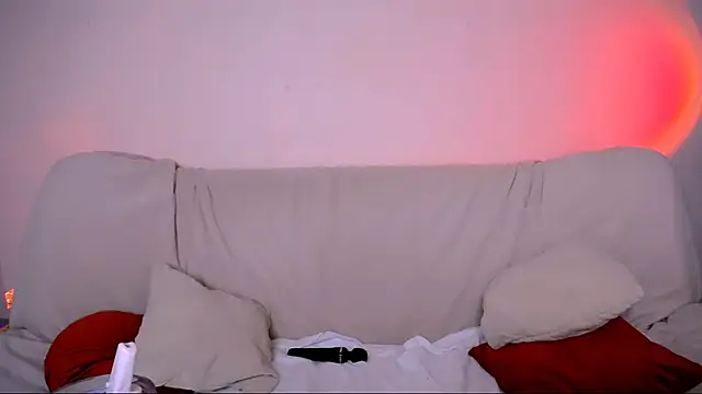 elenamonroe - ElenaMonroe's free webcam - UK Sex Cams