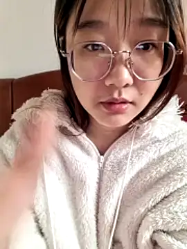 sisi-maiden - Sisi-maiden's free webcam - UK Sex Cams