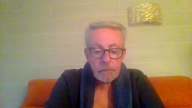 tuggy59 - Tuggy59's free webcam - UK Sex Cams