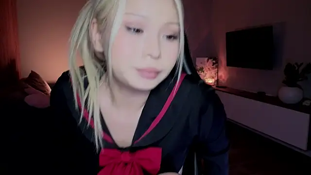 rileymee (F young) - Pussy play