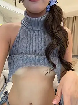 美女Adelaideccc在线直播