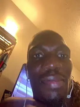 shawtyblaque21 (Ask my age) - Rent passed DUE