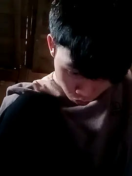 nhyy_xx (M young) - Yêu thương