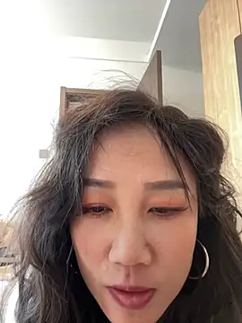 美女xiaoya-cc在线直播