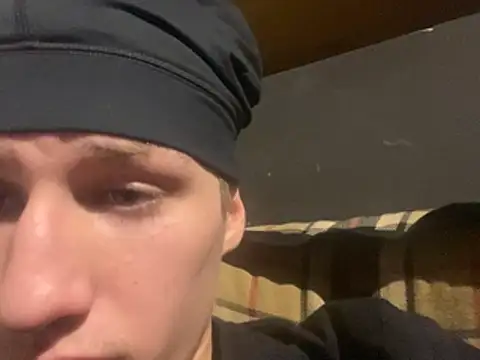 yourwhiteboy1 (M twink) - Cum play💦