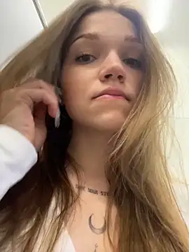 streetsquirt (Ask my age) - massage boobs over top in public