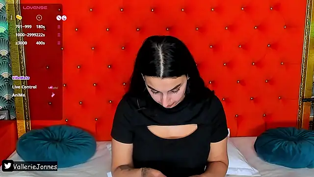 VallerieJones webcam