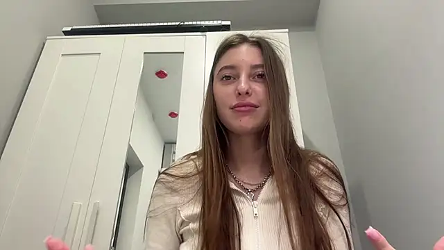 selena_favn (F teen) - show belly