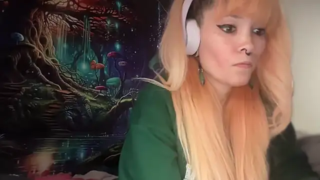 FRRANNKIE's Live XXX Chat