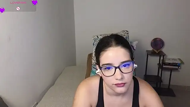 blue__moon_ - Blue__moon_'s free webcam