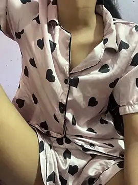 sandhya_77 (F young) - Lovesense