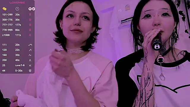 lein_bone (F teen) - french kisses