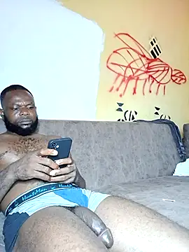 bigblackbangerkay (Ask my age) - Show me love,  let's have more fun