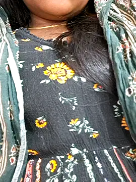 Cute-Ananyaa from StripChat is Freechat