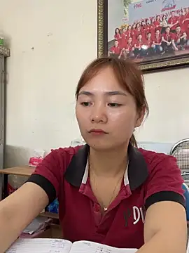 Webcam Model (Bana-gibee) is live