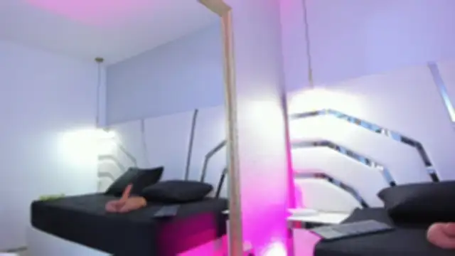 ninna_vinns - Ninna_vinns's free webcam - UK Sex Cams