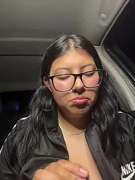 lismar_fire - Lismar_fire's free webcam - UK Sex Cams