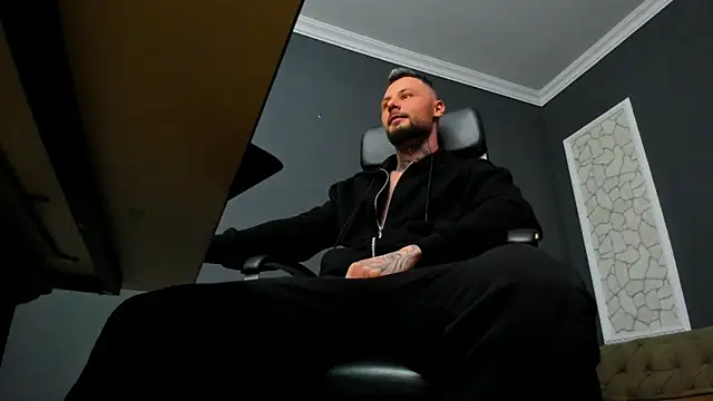 BrianHunts live sex cam