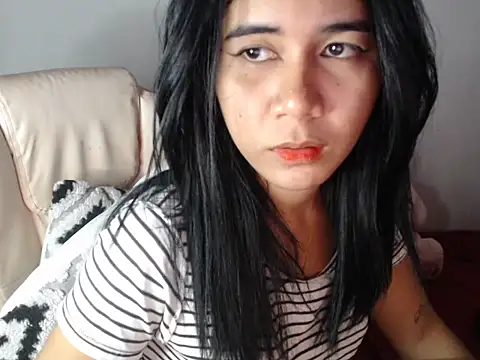 transpetite1 (T young) - SHOW SOME LOVE ND LETS PLAY UNTIL  I CUM