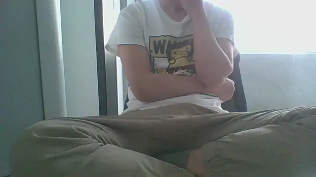 nole_china7 (Ask my age) - talk / fun / cum