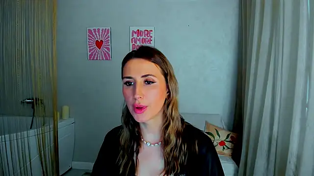 passionglow (F milf) - Change your outfit