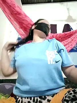 ripa- (F mature) - Boobs show