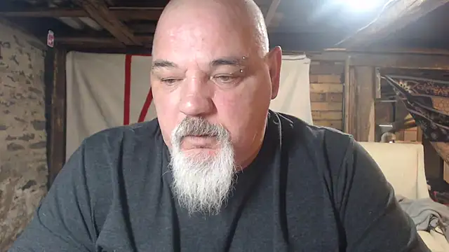 newfiesausage1972 (M mature) - last tipper 5 mins off lovens