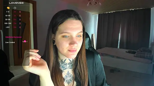 aizarose (F teen) - anal