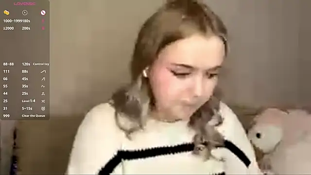 zaracreedon (F teen) - camel toe