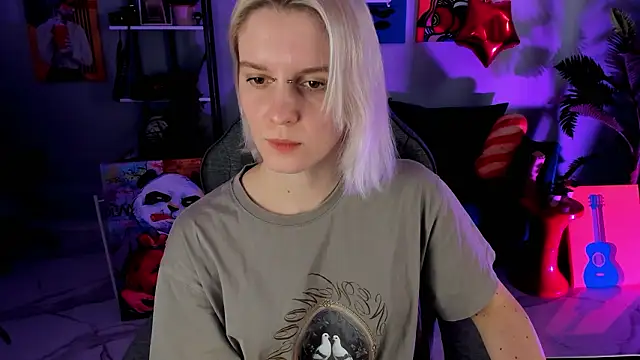 bethanycloud (F young) - slap every 20 tk