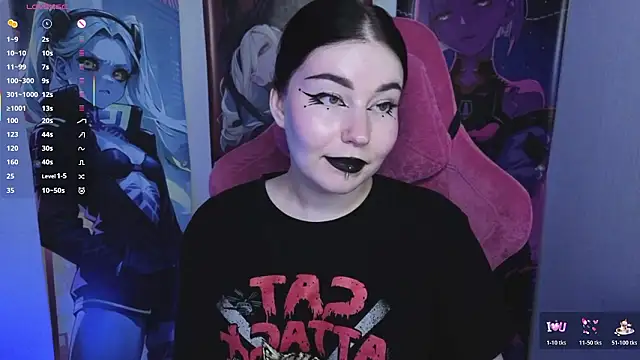 margarettrose (F young) - naked and tease